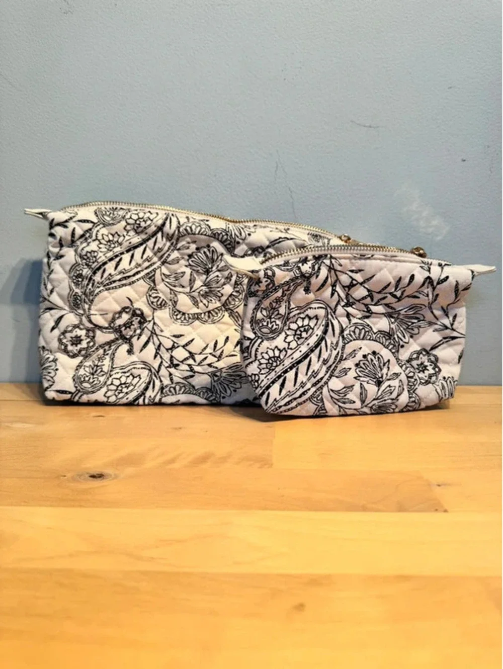 Universal Thread Quilted Floral Cosmetic Bag Set 2-Piece Pouches NWT